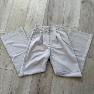 High-Waist Pleated Women's Trousers in Light Beige